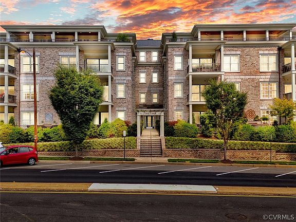 2nd image of 514 Libbie Ave #U6