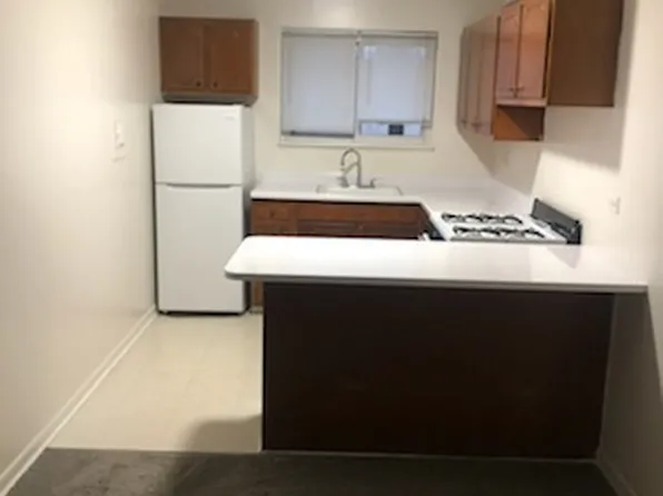 Timberlane Apartments, 607 E Prospect Ave, Mount Prospect, IL 60056