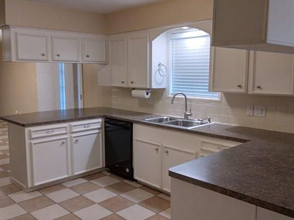 4th image of 1703 Willowby Dr