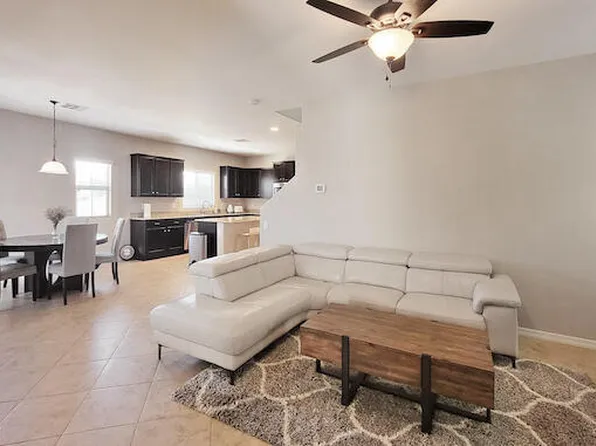 3663 E Zachary Dr, Phoenix, AZ 85050