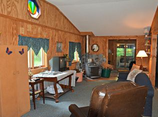 10 Stonehouse Rd, Whitingham, VT 05361