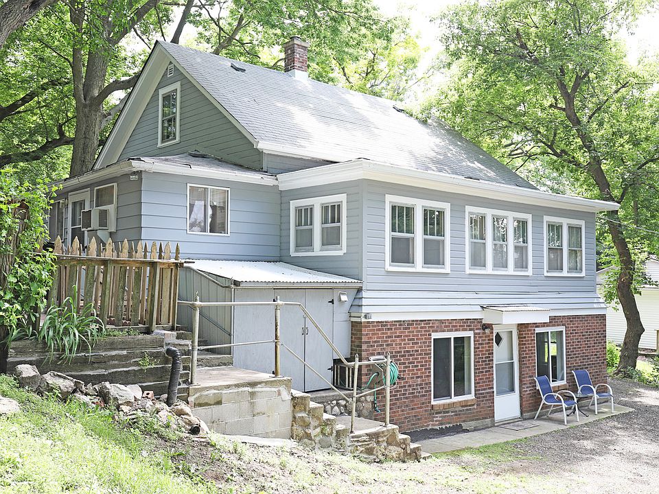 1st image of 38 1/2 Riverview Ave