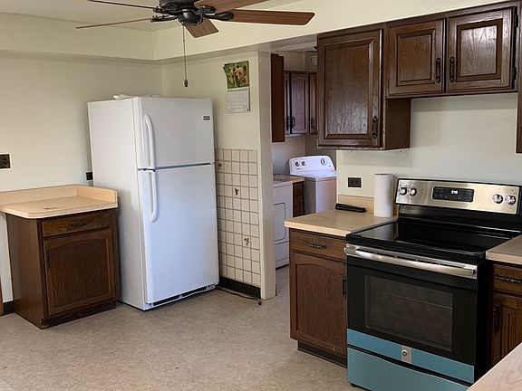 3rd image of 14046 Lincoln Ave