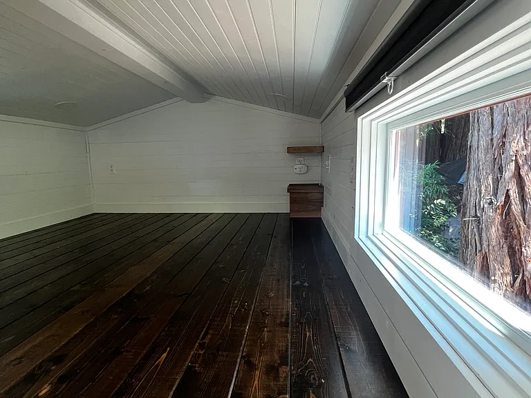 Valley Dr — Photo 10