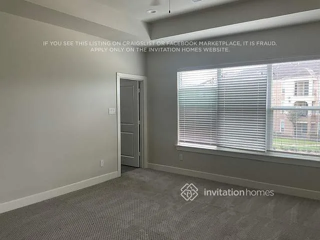 10518 Executive Lake Dr — Photo 6
