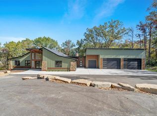 4748 Chapel Hill Dr, Saint Louis, MO