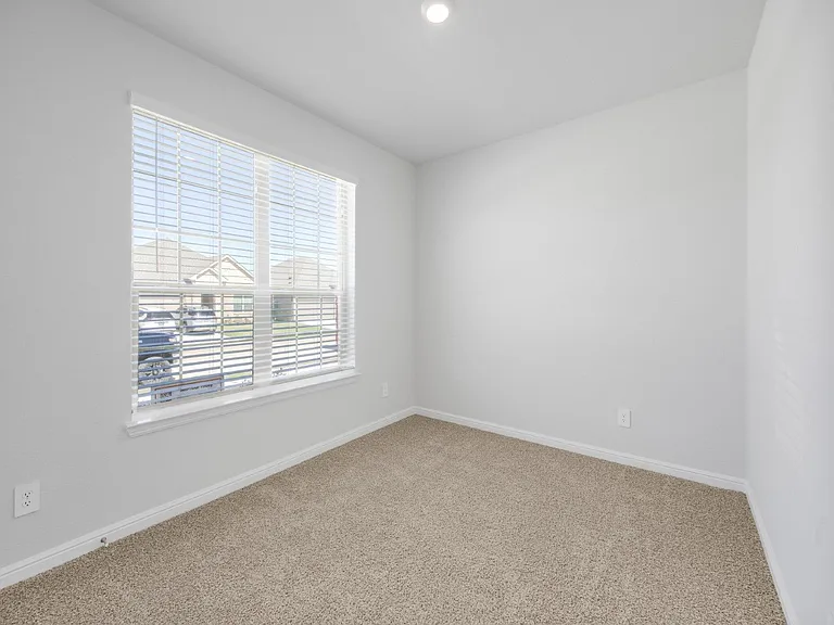 1219 Rockwater Dr — Photo 7