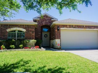 3205 Carriage Cove Ct, Dickinson, TX 77539