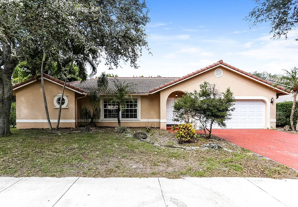 4557 NW 51st St