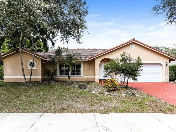 4557 NW 51st St, Pompano Beach, FL 33073