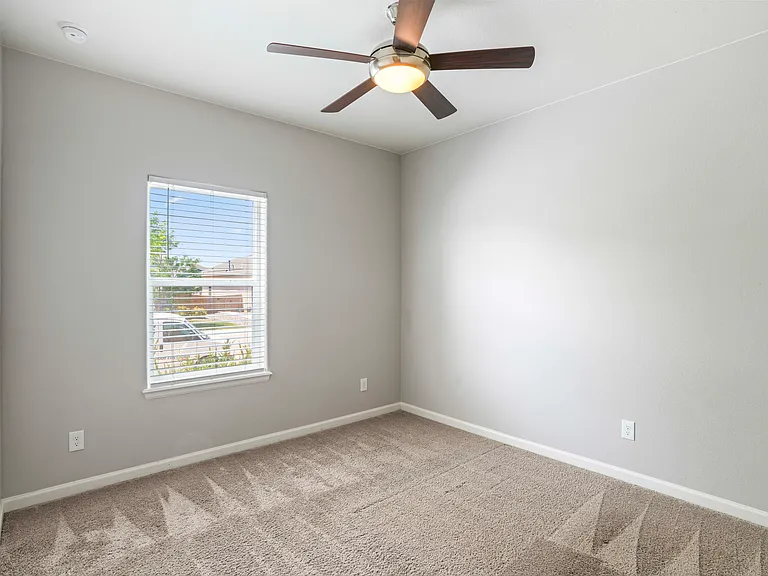 2141 Kerry St — Photo 19