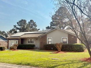 7623 Rosin Dr, North Charleston, SC 29418