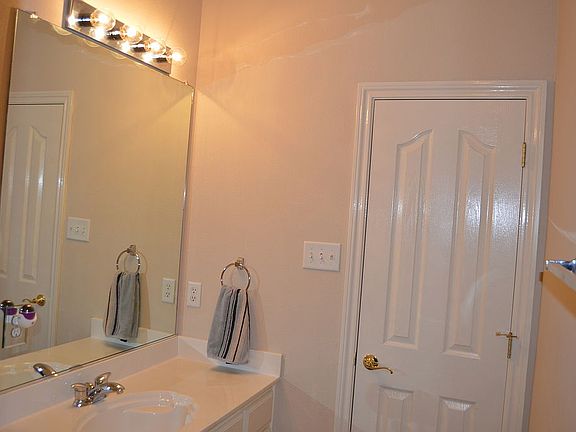 5th image of 10604 Ashmore Dr
