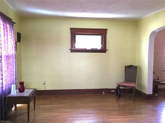 5th image of 2413 Saratoga Ave