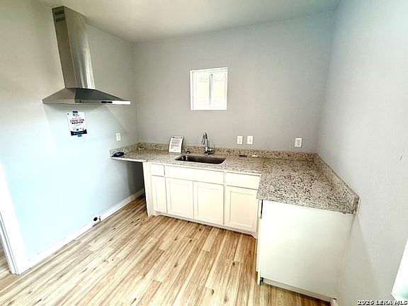 3rd image of 2702 Observation Dr Building 1-4