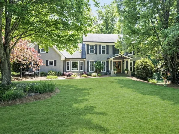 4586 Smoke Rise Ln, Marietta, GA 30062