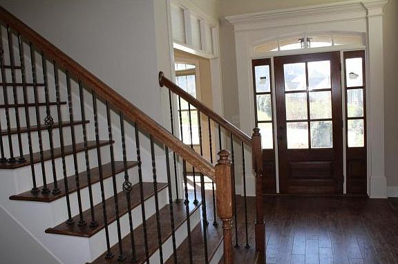 3rd image of 1108 Windsor Falls Ave