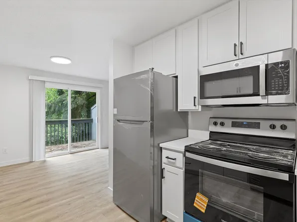 MP - Meridian Park, 19765 SW 65th Ave #Mp-16, Tualatin, OR 97062