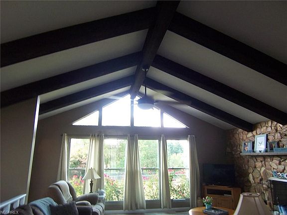 Just look at these beams & wonderful windows....