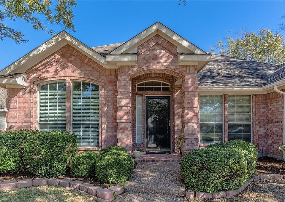 1st image of 4108 English Ivy Dr
