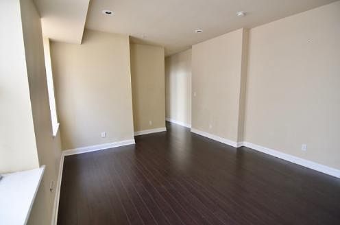 1st image of 1325 N Franklin St #B01