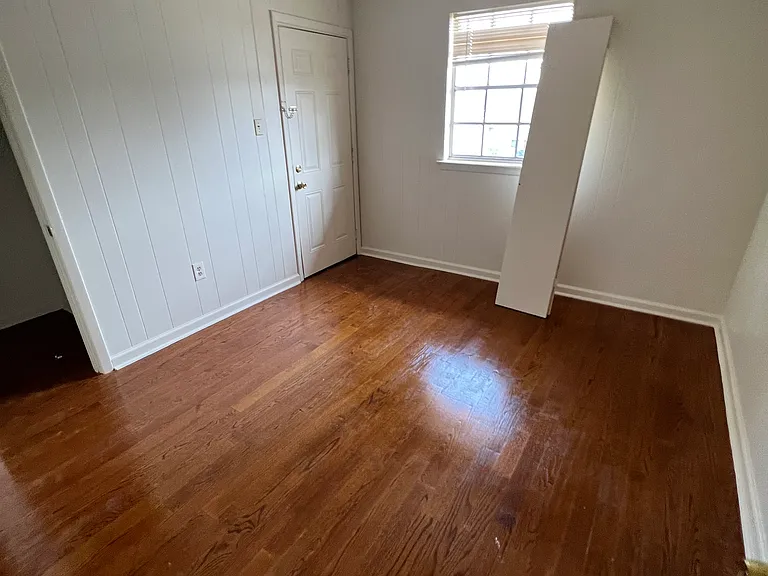 20 Hickory Ave #F — Photo 8