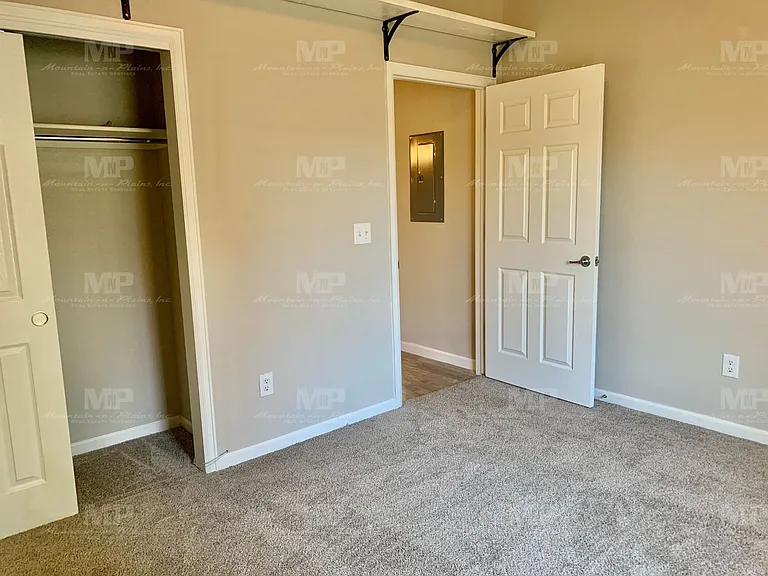 4825 Hahns Peak Dr #104 — Photo 15
