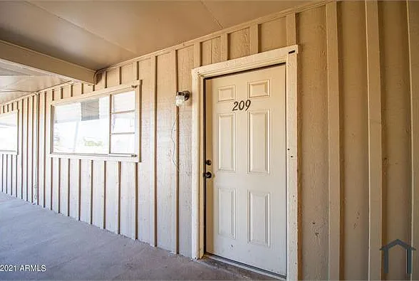 2 bed, 1000 sqft, $1,550 — Photo 4