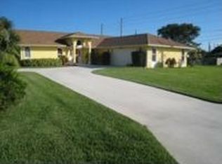 5682 SE Hull St, Stuart, FL 34997