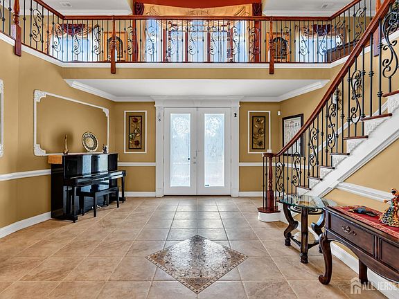 5th image of 103 Bernini Way