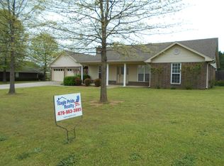 222 Cedar Ln, Charleston, AR 72933