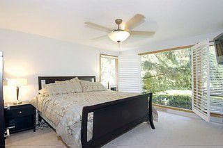 4th image of 301 E Forest Ln