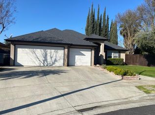 982 Harrison Ct, Madera, CA 93637