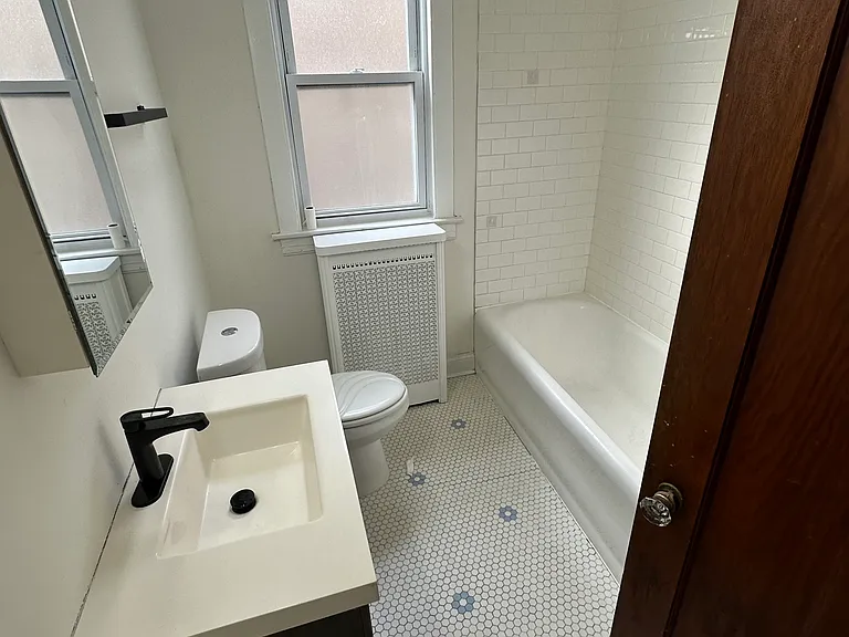 3355 N Harding Ave #1 — Photo 6