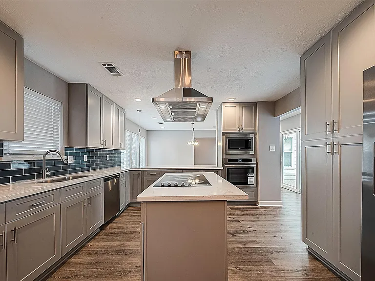 1623 Cherry Ridge Dr — Photo 8