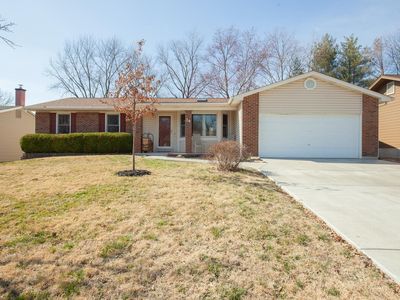 34 Crescent Hills Dr, Saint Peters, MO, 63376