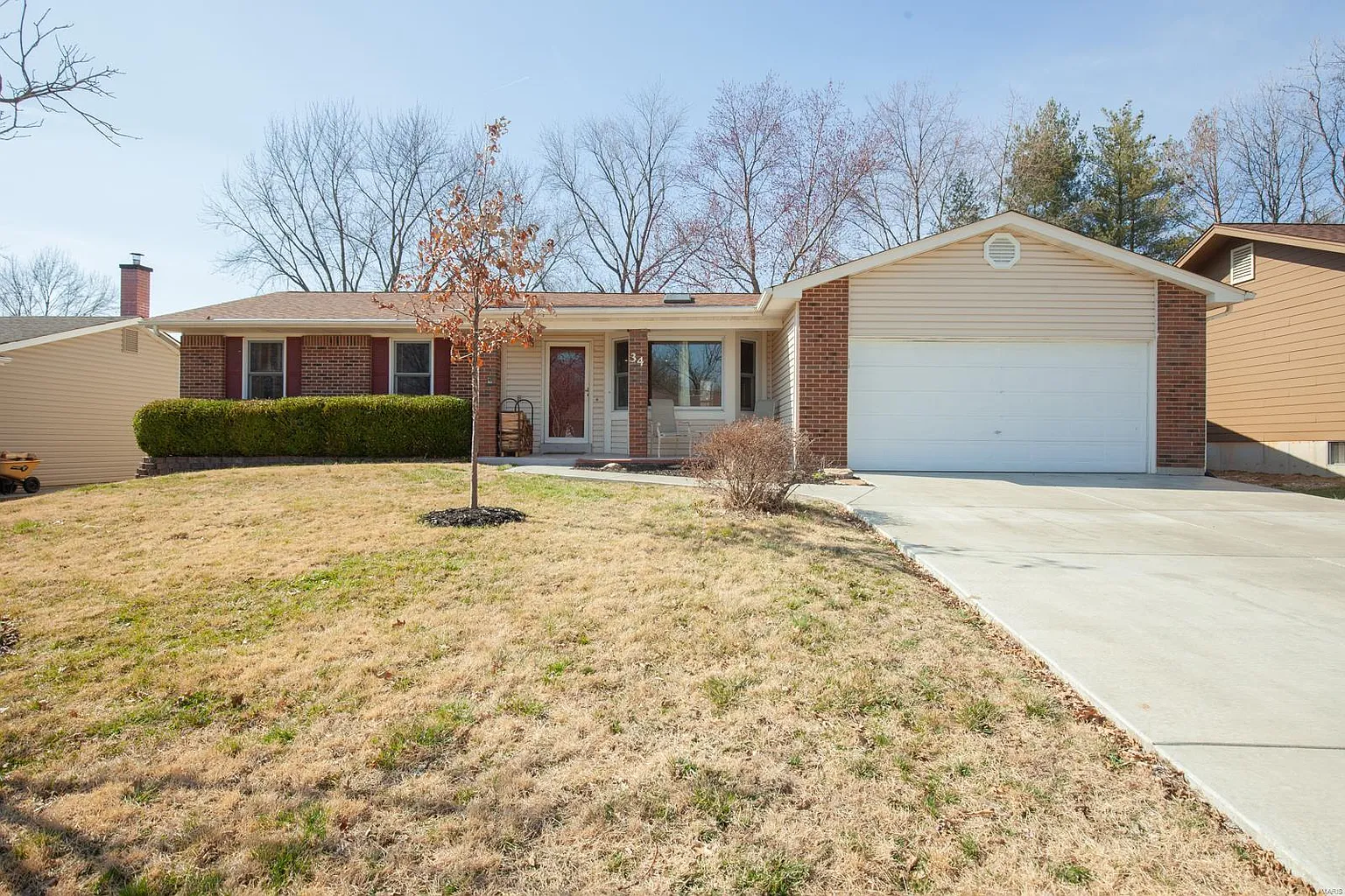 34 Crescent Hills Dr photo 1