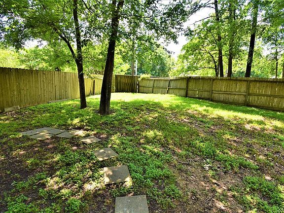 3rd image of 3733 Breckenridge Dr