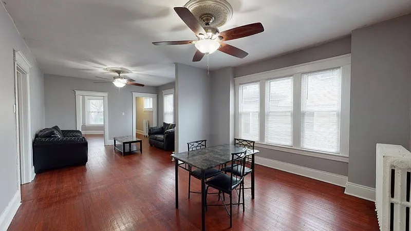 1407 E Fayette St