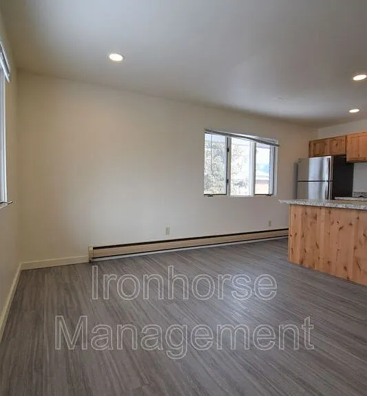 801 W Villard St #37 — Photo 7