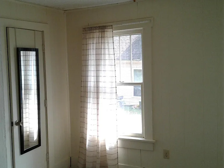 Front Bedroom, closet
