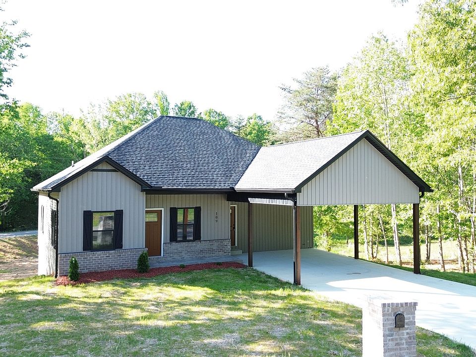 1st image of 109 Christie Cir
