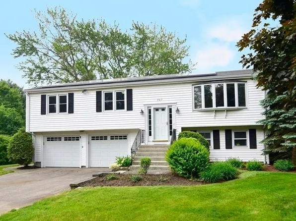 767 S Main St, Bellingham, MA 02019