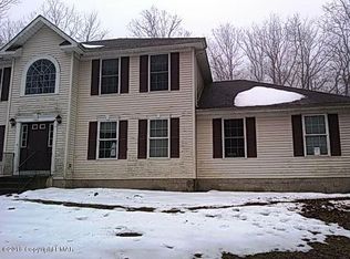 195 Devils Hole Rd, Cresco, PA 18326