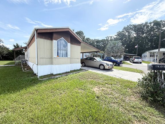 3rd image of 10 Briarwood Ln