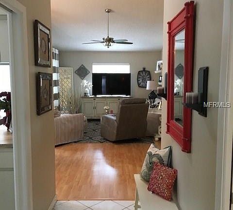 5th image of 4861 Village Gardens Dr