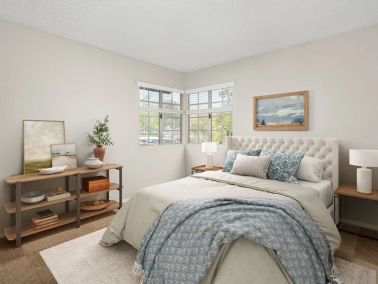 Green Valley Apartments — Photo 8
