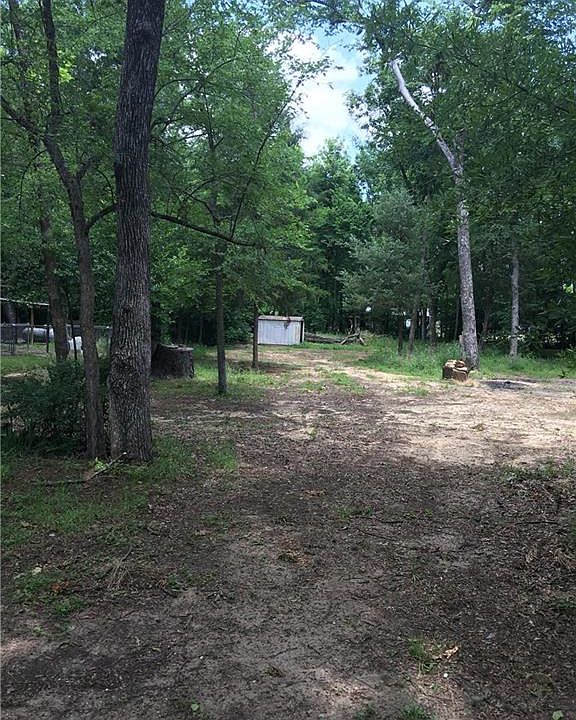 2nd image of 1207 Wildwood Way