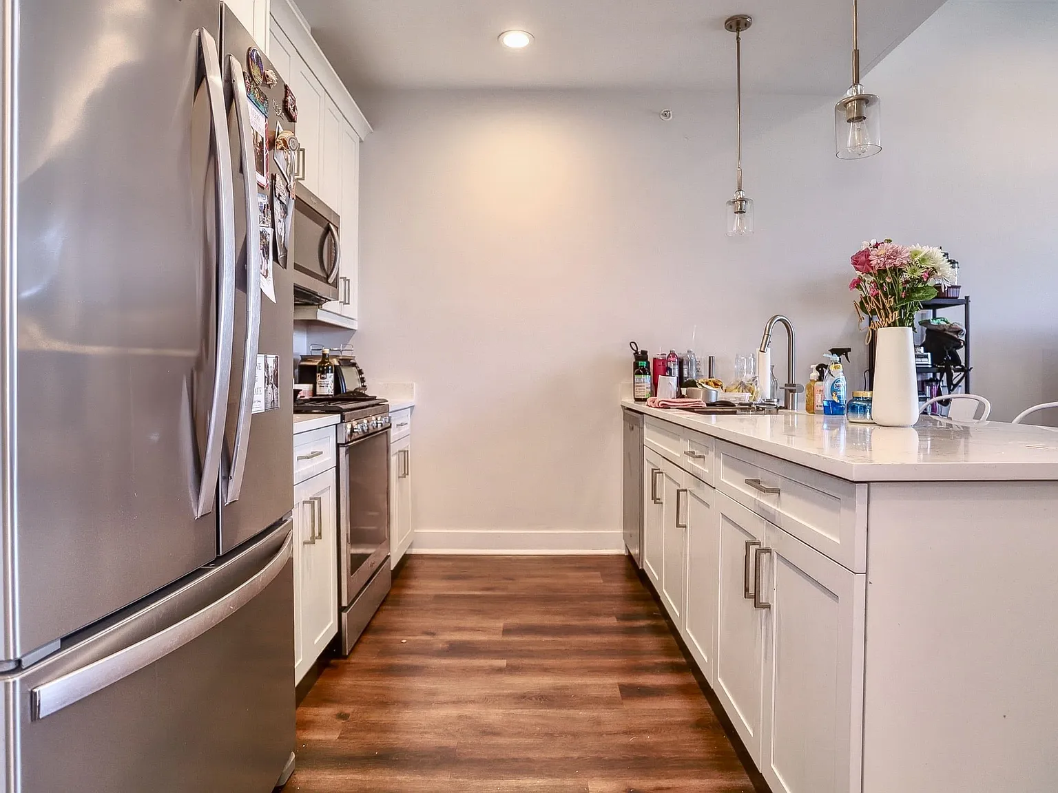 2 bed, 2.0 bath, $3,200 — Photo 2