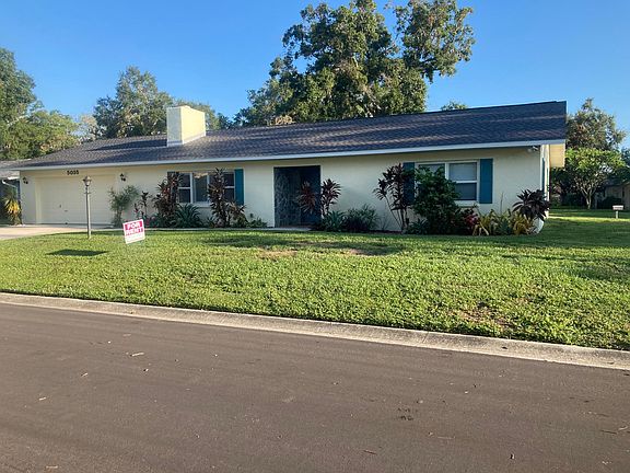 3rd image of 5035 Brandeis Cir N